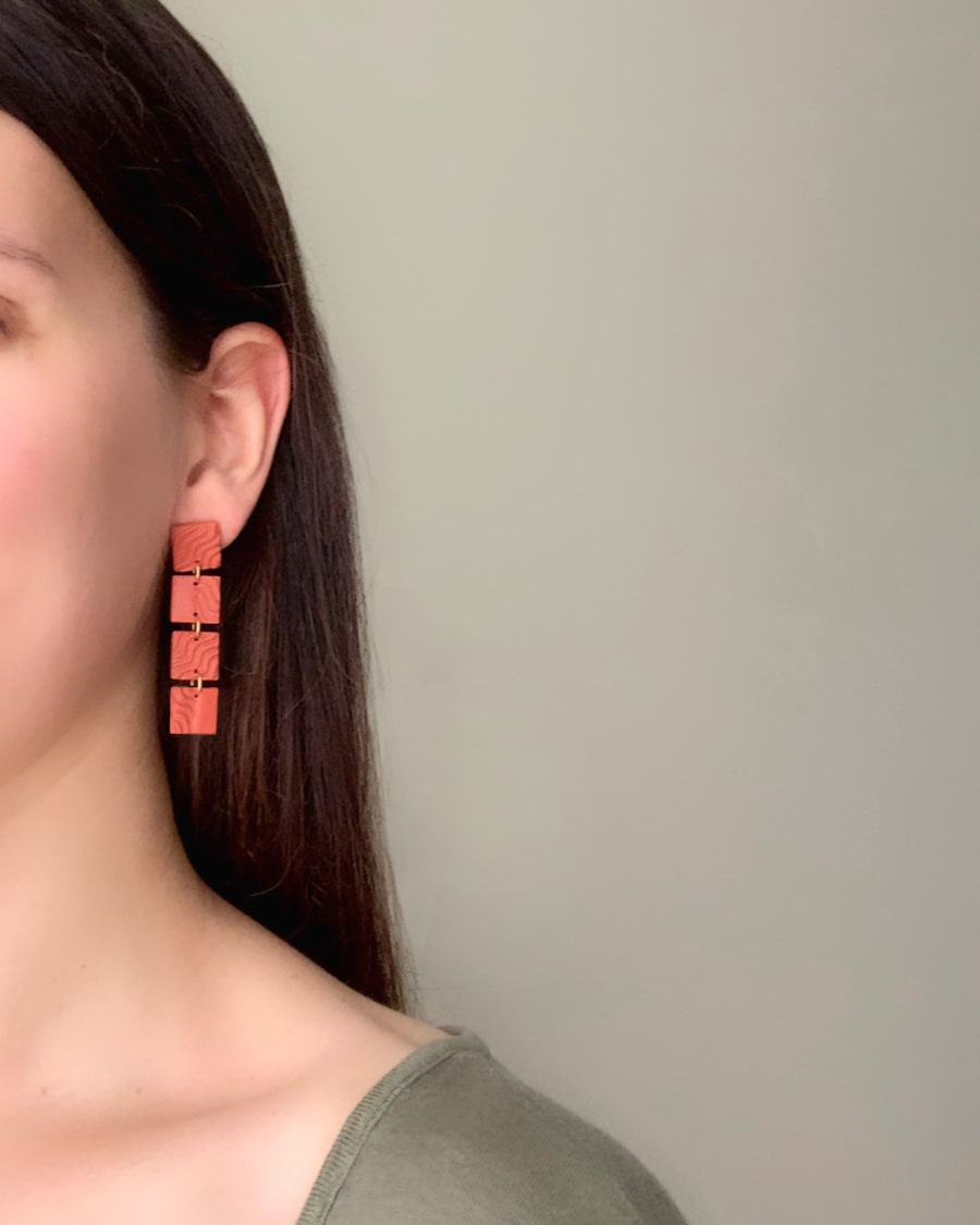 Boucles d'oreilles terracotta pendantes Artapaon