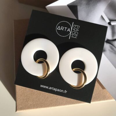 Boucles d'oreilles blanches originales Artapaon