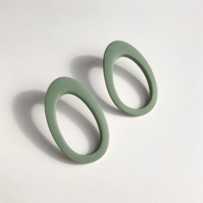 Boucles d'oreilles modernes organiques Artapaon