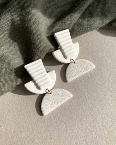 Boucles d'oreilles originales écru Artapaon