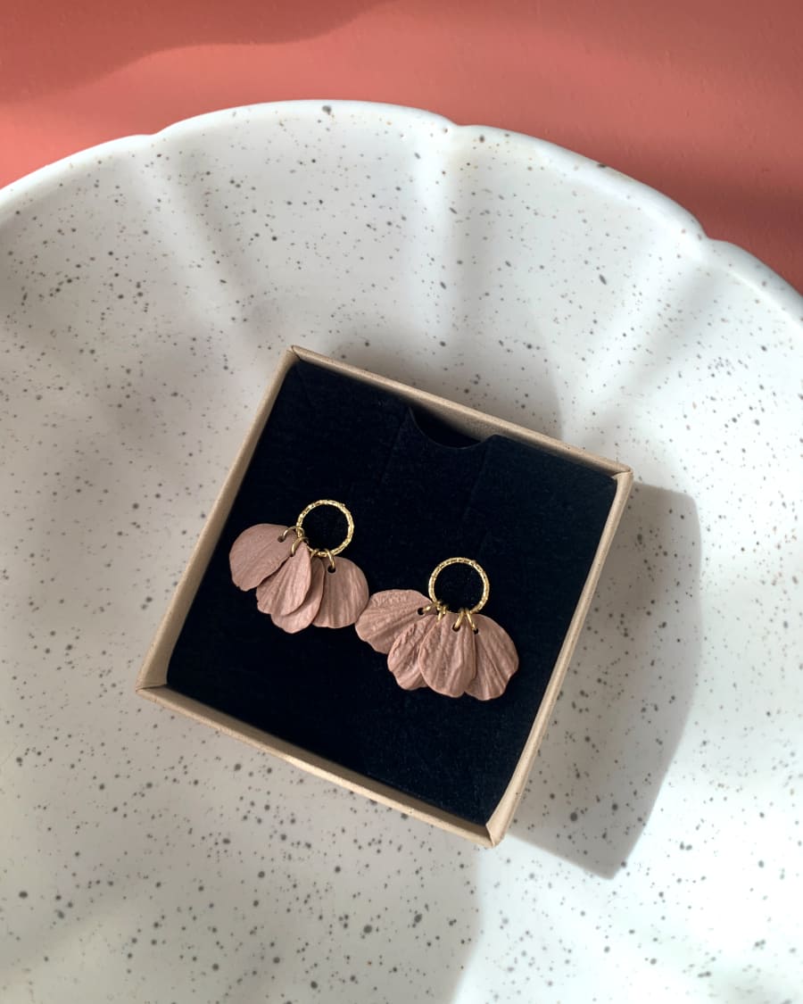 Boucles d'oreilles pétales artisanales Artapaon