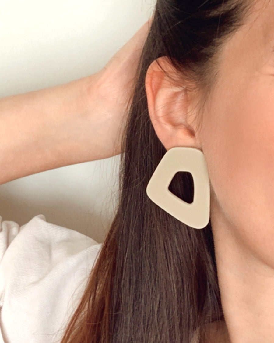 Grandes boucles d'oreilles modernes Artapaon