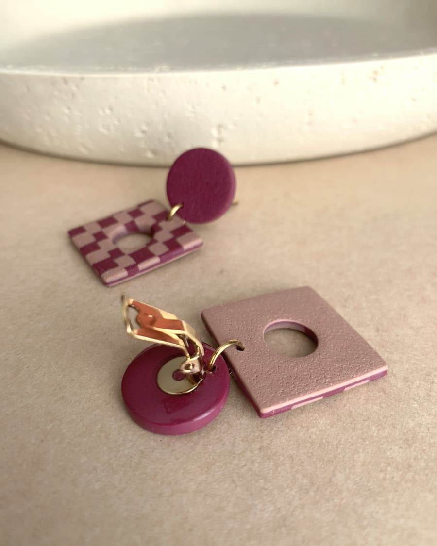 Boucles d'oreilles à clips bicolores - Grenat et moka – Image 2